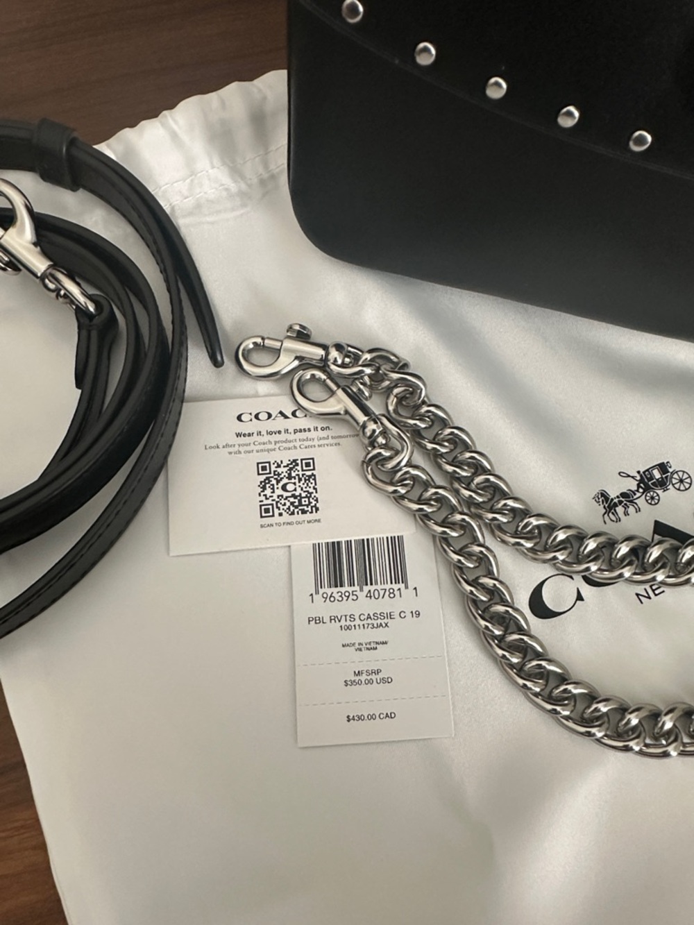 Coach Cassie, 19 Black Leather Studded Turnlock Crossbody Bag 🔥 - Picture 2 of 8